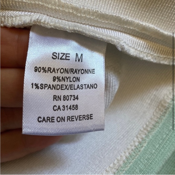 Bcbgmaxaria power bandage skirt size M - Picture 5 of 5